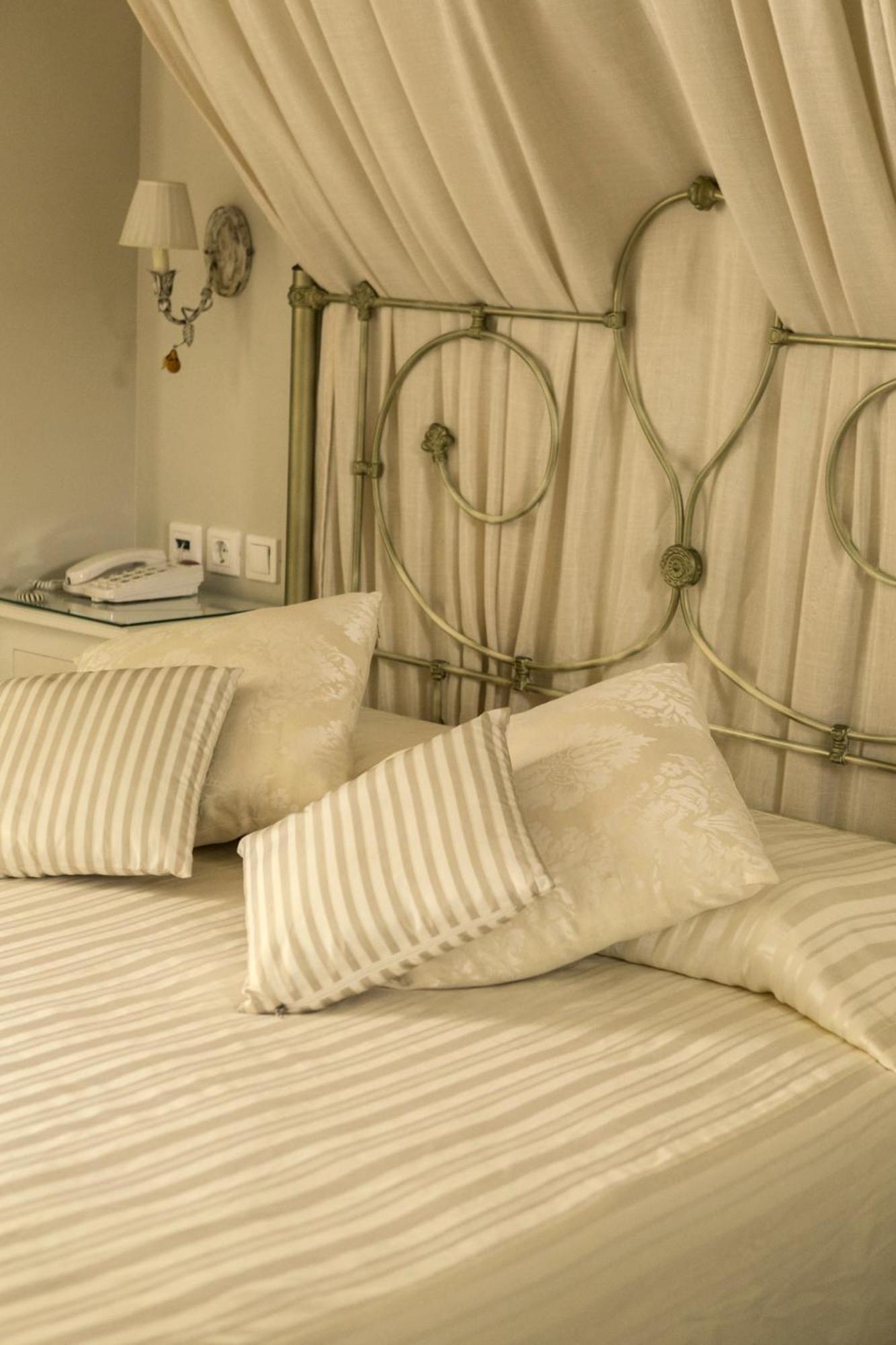 Angelica Traditional Boutique Hotel İdra Oda fotoğraf