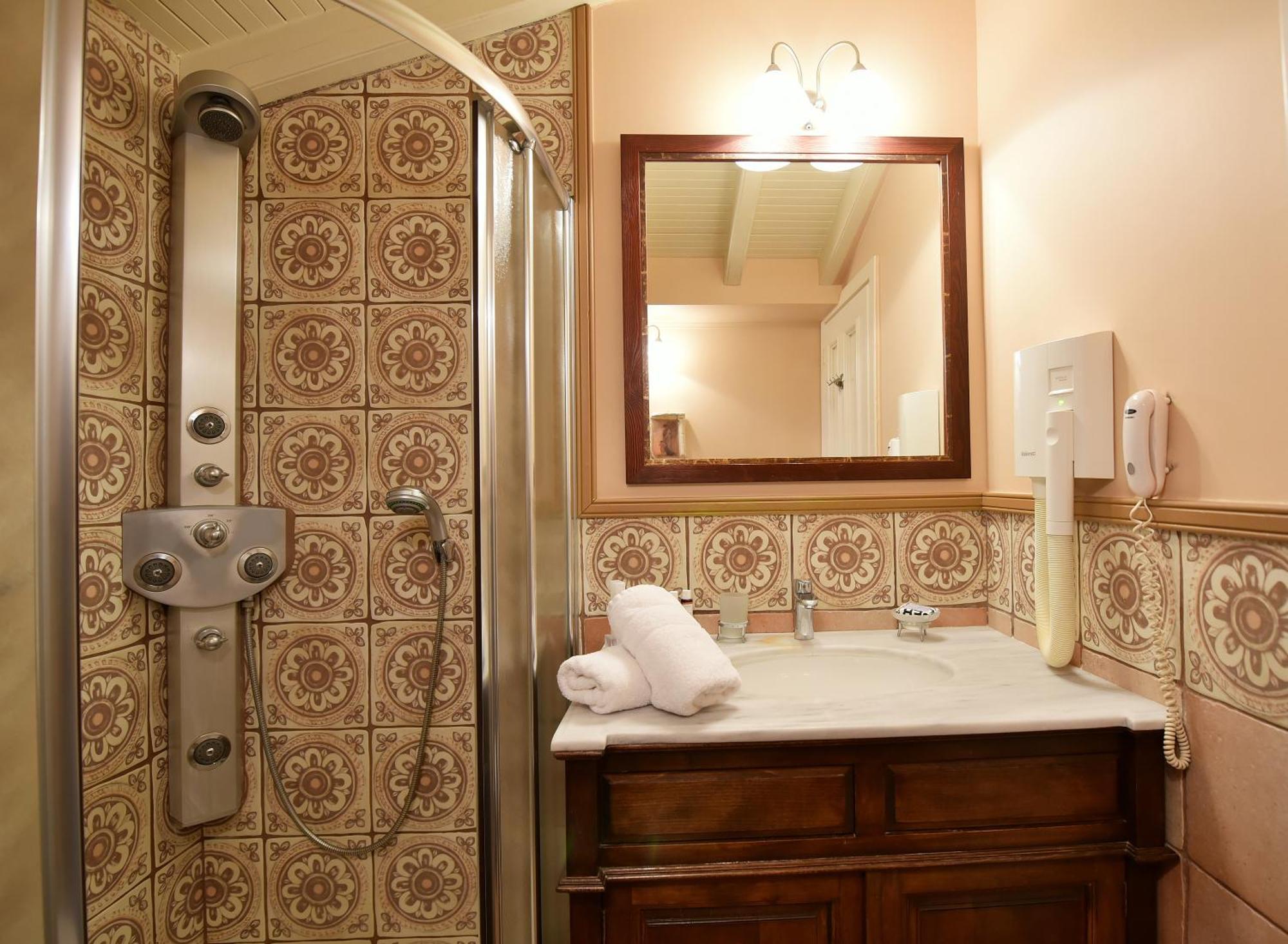 Angelica Traditional Boutique Hotel İdra Dış mekan fotoğraf